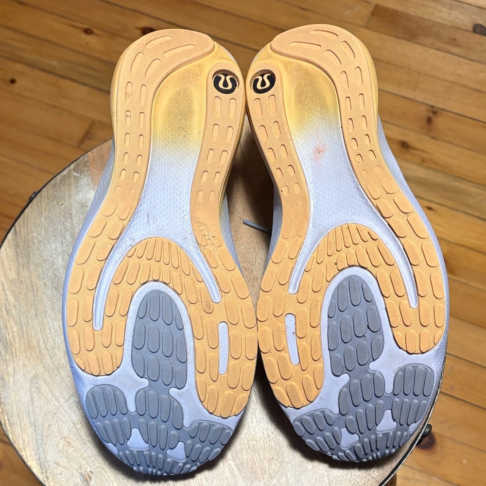 Lululemon Split Shift running shoes - image 7